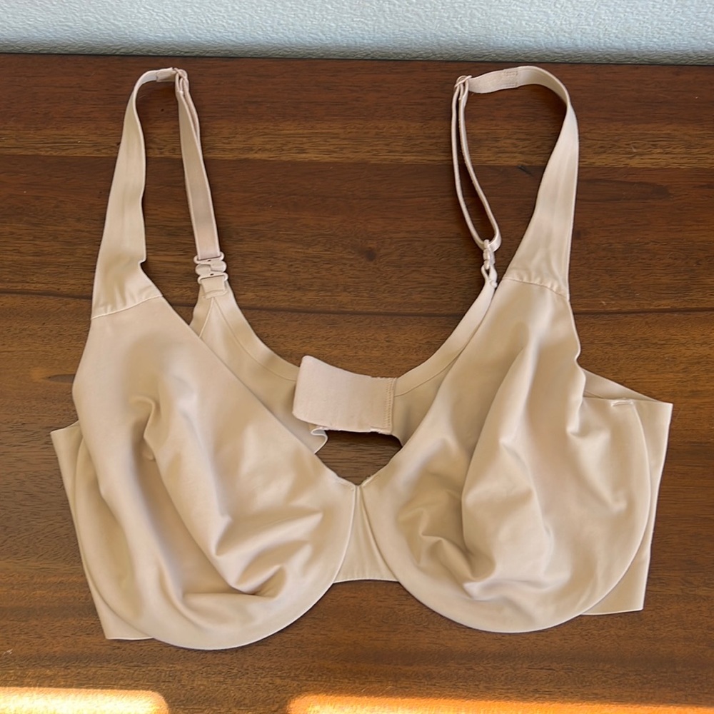 TRUE brand 34DD bra